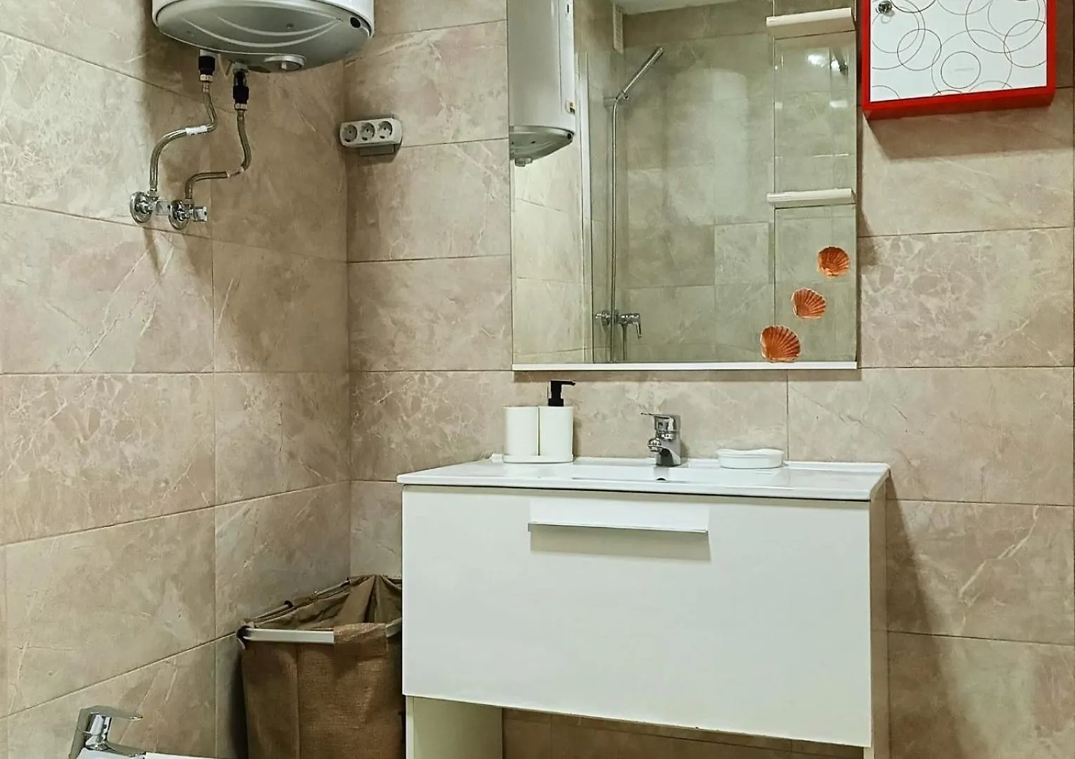 El Piso Espacioso Para Un Grupo De Amigos Malaga 0*,  Spain